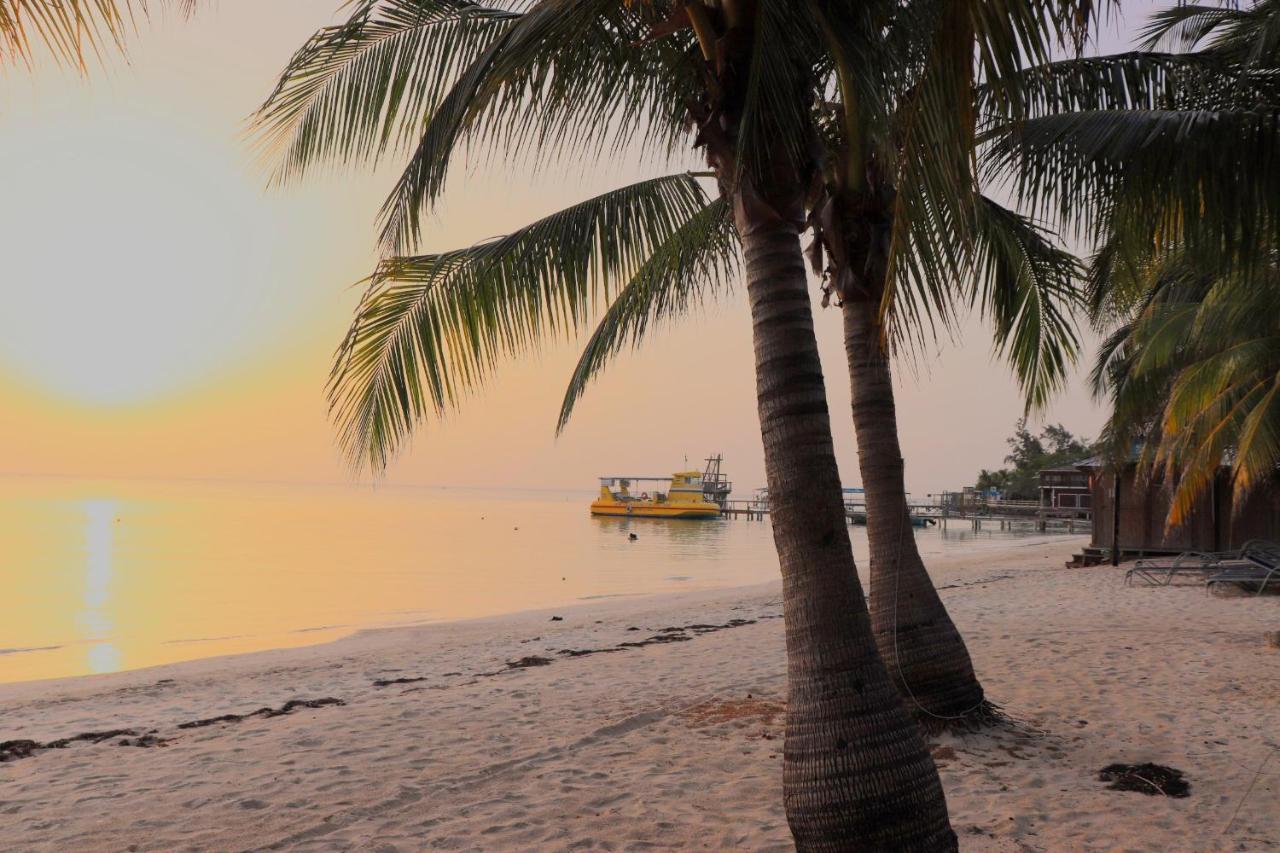 Hotel Posada Seremein ,West Bay ,Roatan 外观 照片