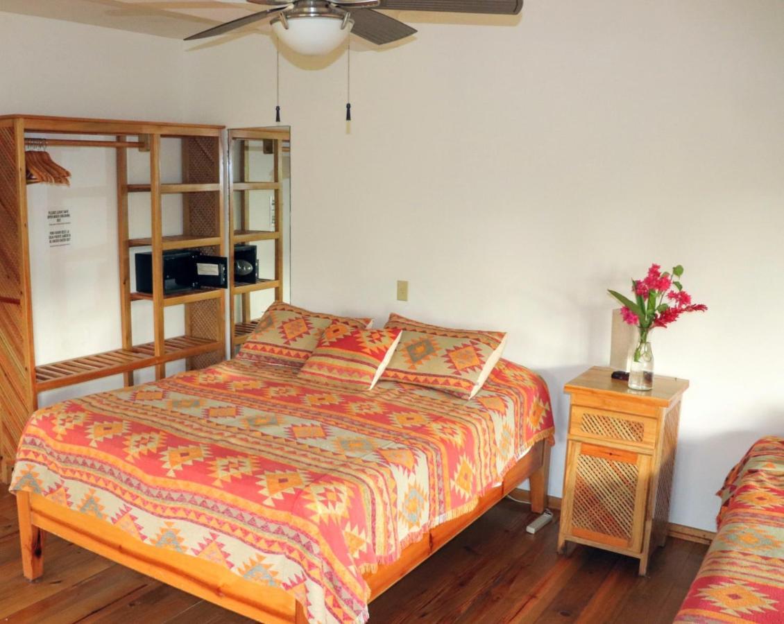 Hotel Posada Seremein ,West Bay ,Roatan 外观 照片