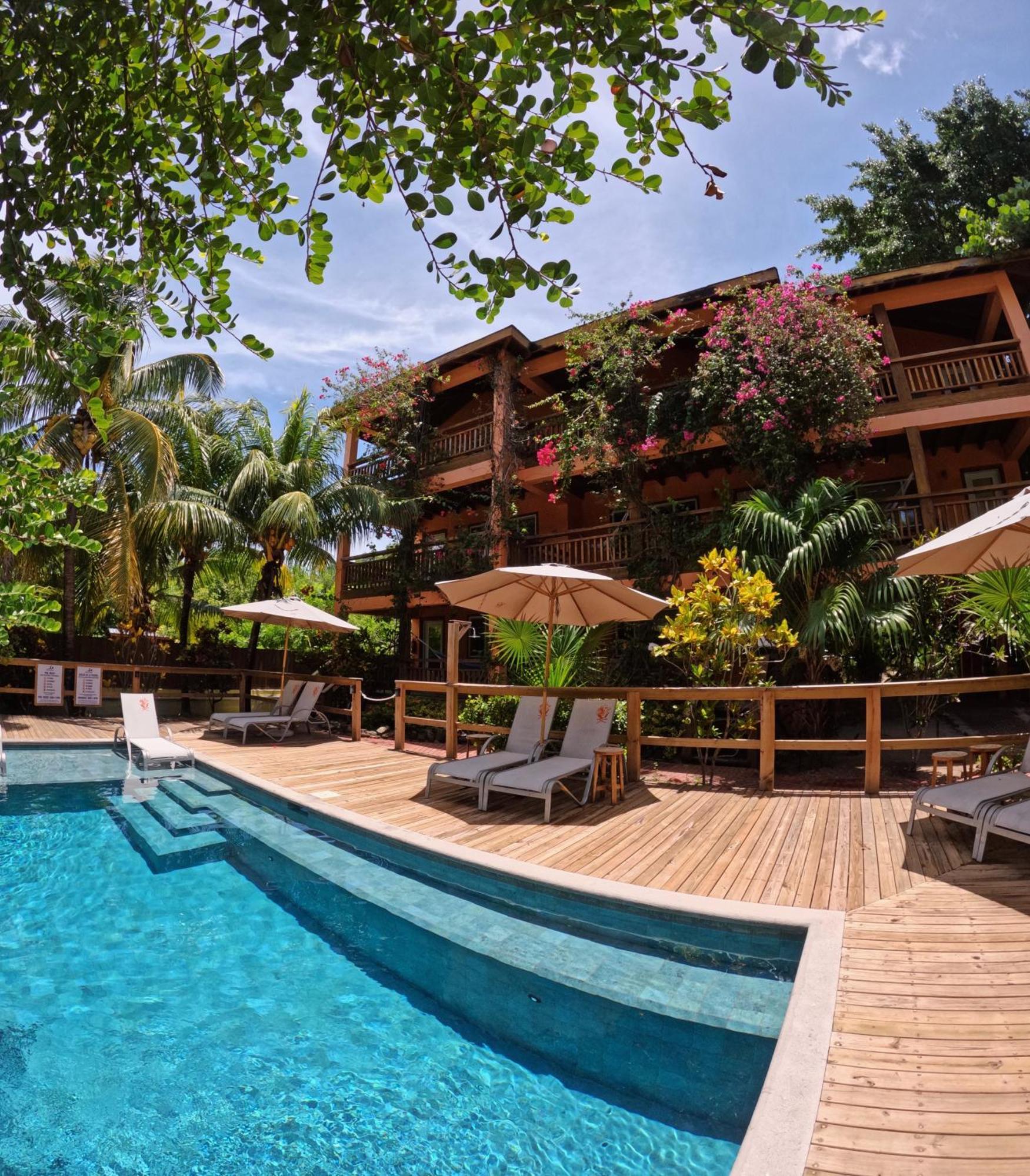 Hotel Posada Seremein ,West Bay ,Roatan 外观 照片