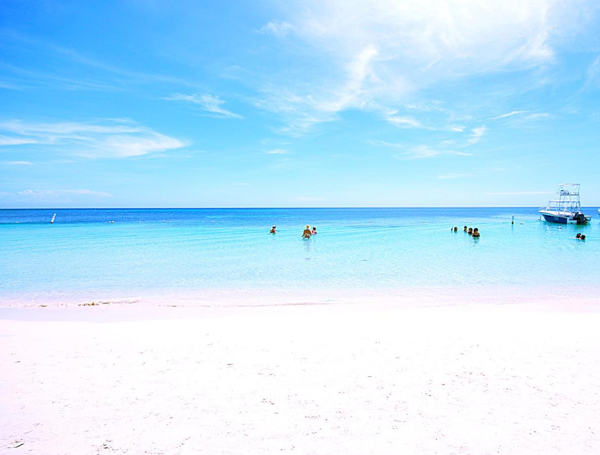 Hotel Posada Seremein ,West Bay ,Roatan 外观 照片