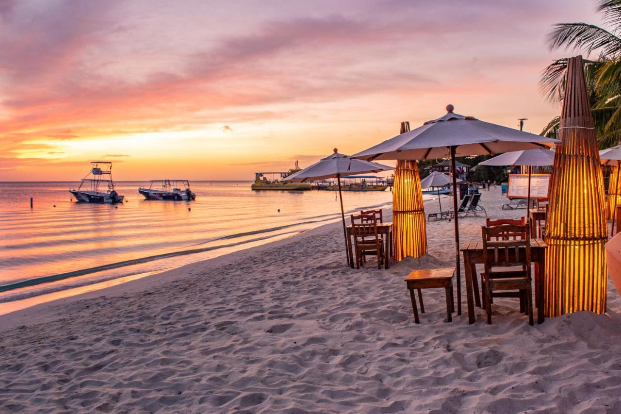 Hotel Posada Seremein ,West Bay ,Roatan 外观 照片